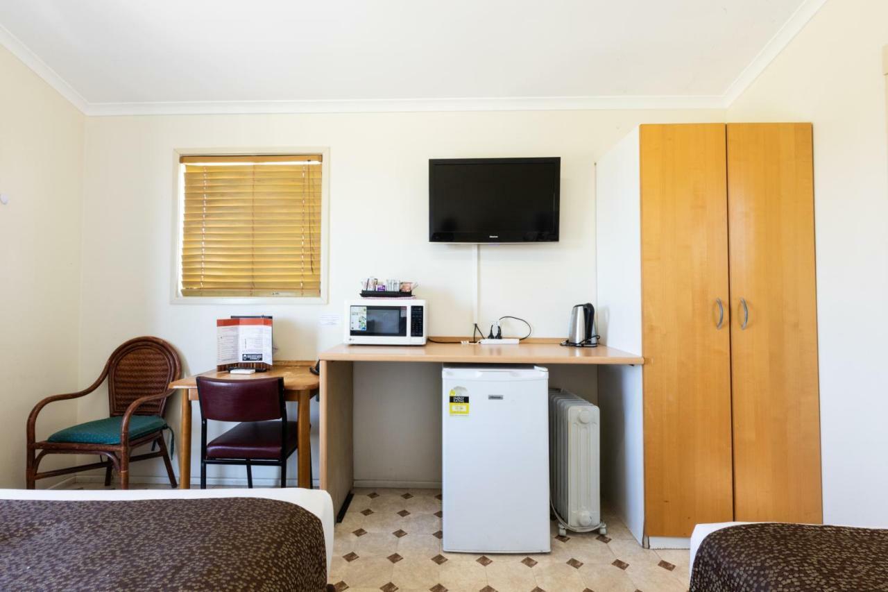 Hotel Settlers Biloela Exterior photo