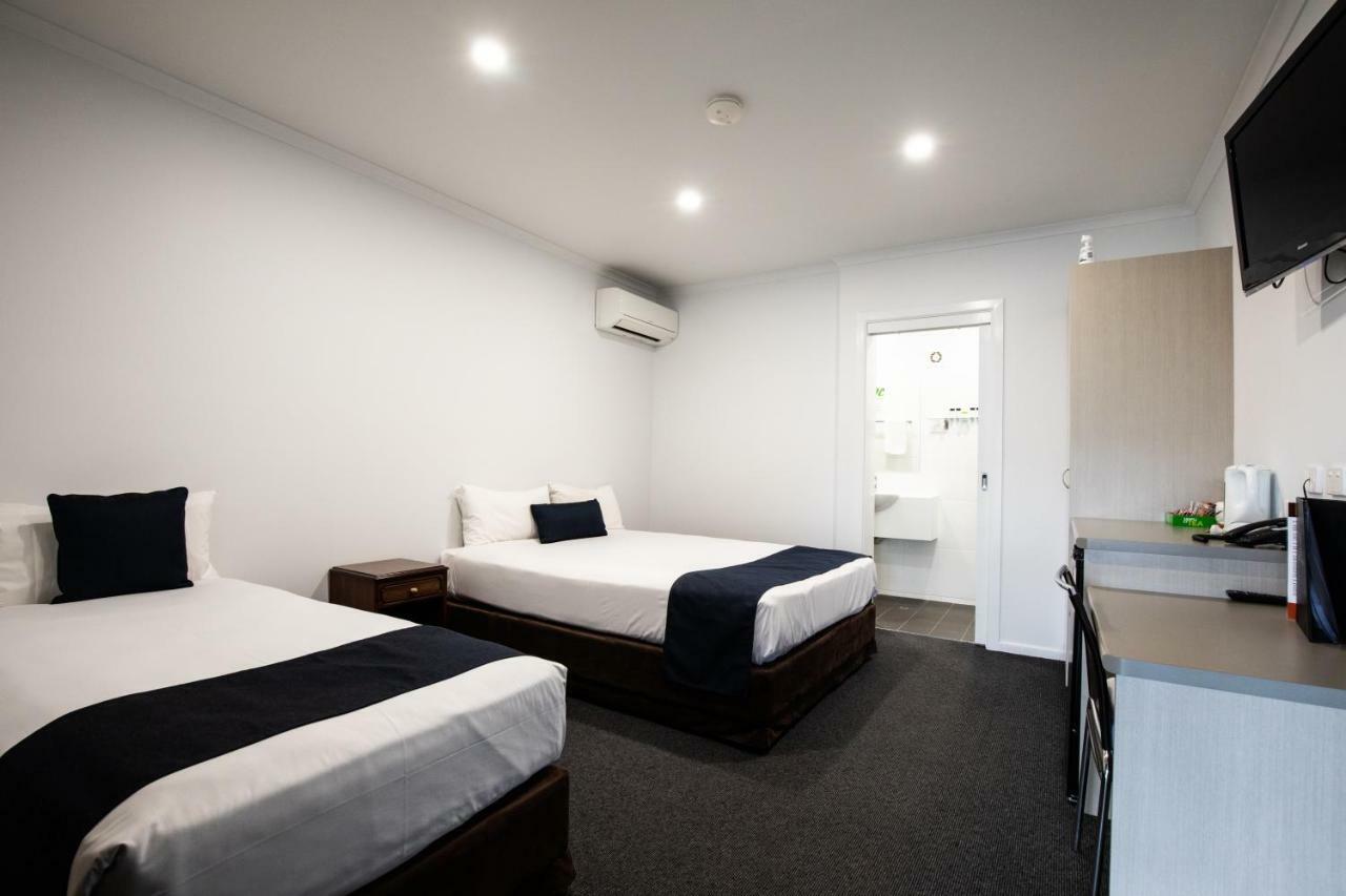Hotel Settlers Biloela Exterior photo